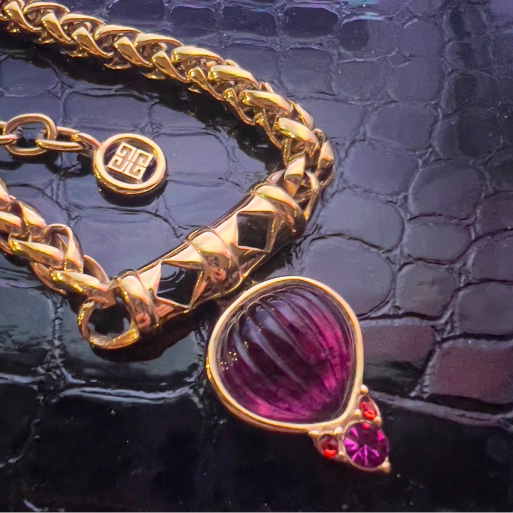 Vintage Givenchy Couture Runway Purple Carved Gripoix Goldtone Necklace Rare